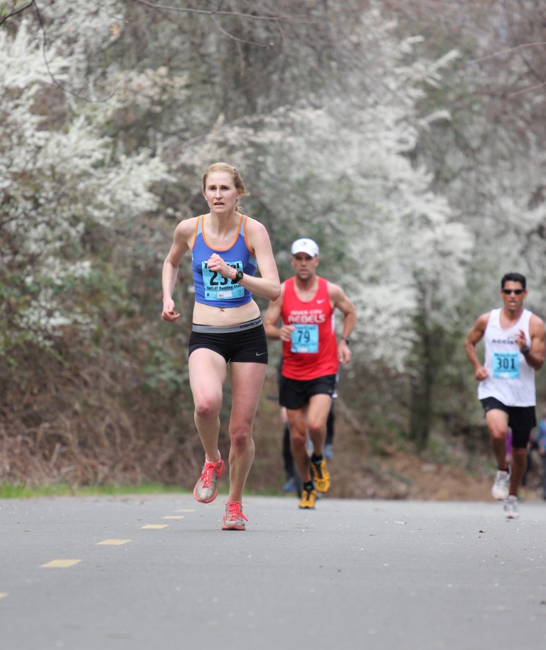 Women's winner Madeline Kramer narrowly out kicks Michael Woodward. (Photo by Sean Dulany)